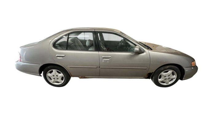 2000 nissan altima xe with 160133 miles for sale near elk-river, minnesota f52bbf36dcce4b728dfbb093ad854a6f.png