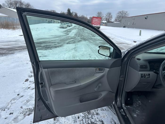 2007 toyota corolla ce with 299999 miles for sale near elk-river, minnesota f537718356724a09a703a3a9d11bef02.jpeg