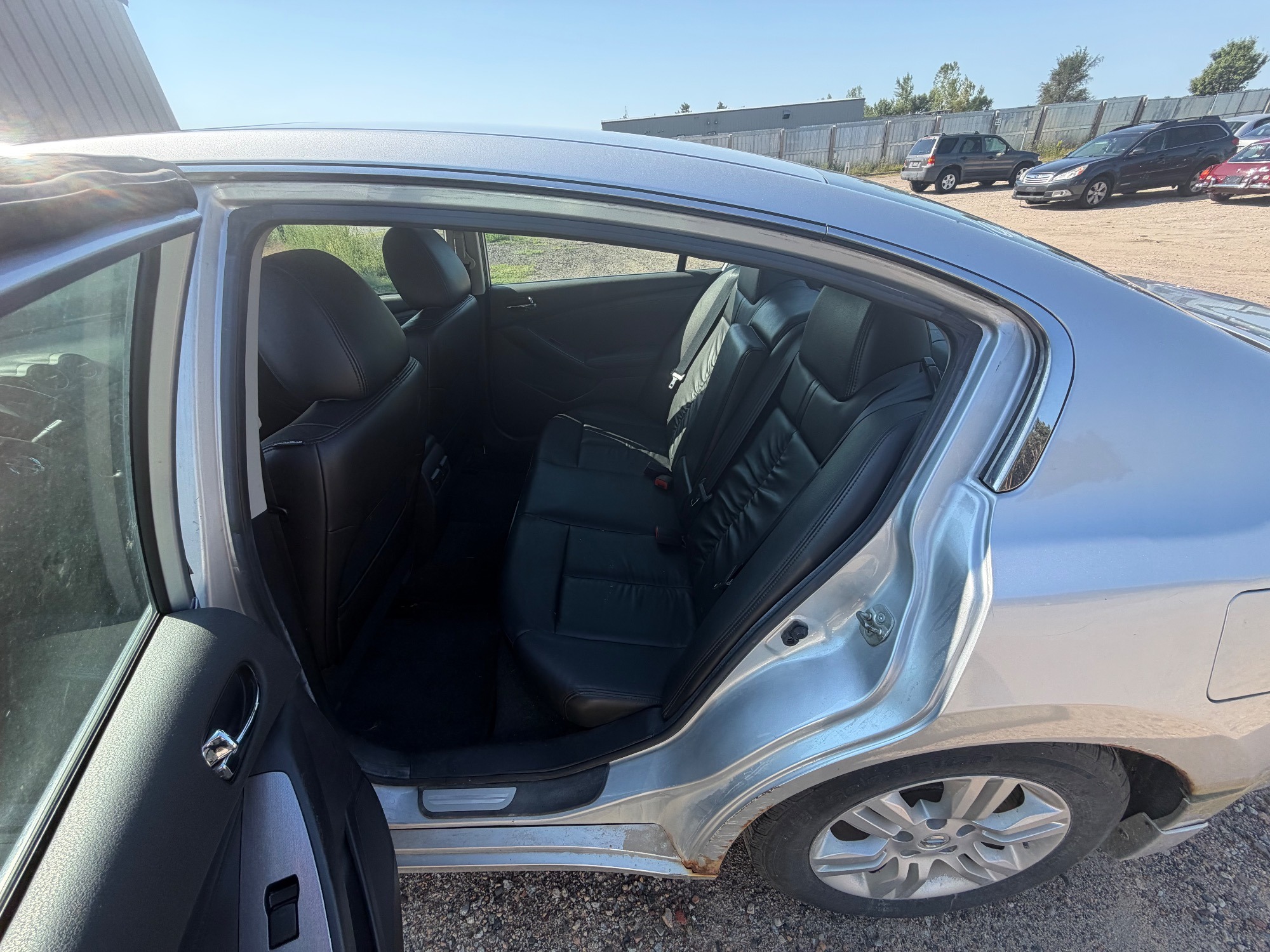 2012 nissan altima 2.5-s with 187912 miles for sale near elk-river, minnesota f55a80cd3c634b9ba53f35f92251610e.jpeg