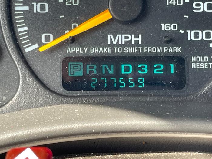2000 gmc yukon sle-4wd with 277559 miles for sale near elk-river, minnesota f55f0b2abec14a50b043cf8a6d49d2e5.jpeg