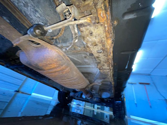 2009 ford escape limited-fwd-v6 with 195306 miles for sale near elk-river, minnesota f588f73bcb3a43ad809e03e4ba505426.jpeg