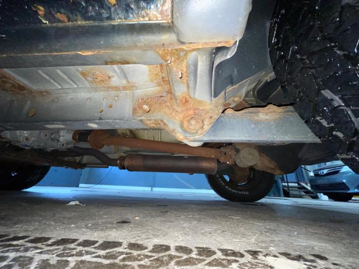 2004 jeep liberty sport-4wd with 104085 miles for sale near elk-river, minnesota f5bbd03895894be39f4ceaf11131f2ea.jpeg