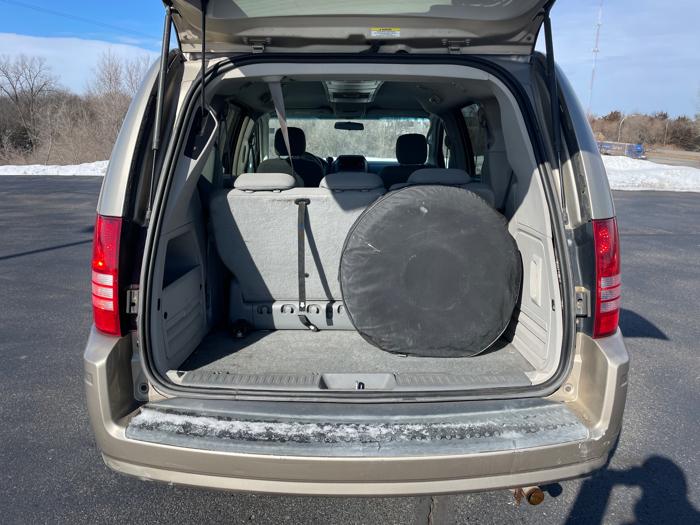 2009 chrysler town-&-country touring with 240699 miles for sale near clearwater, minnesota f5d3ab066adb48d8adb0489e75a1377f.jpeg