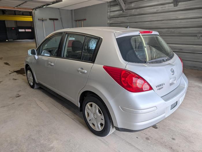 2011 nissan versa 1.8-sl-hatchback with 202864 miles for sale near elk-river, minnesota f5f23977a9704947b83cb575468b65cc.jpg