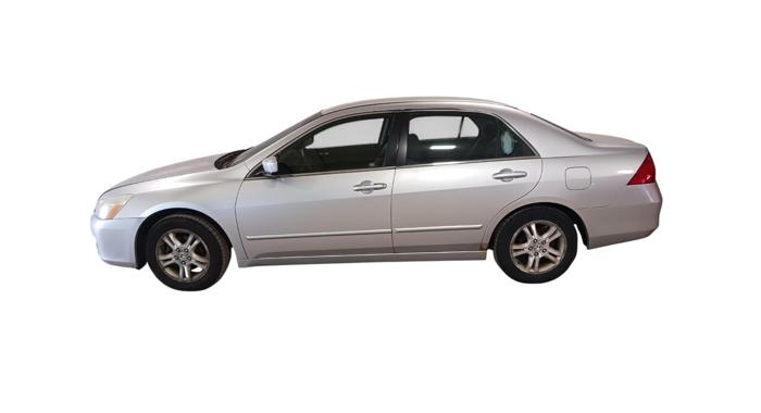 2006 honda accord lx-se-sedan-at with 168218 miles for sale near elk-river, minnesota f5f8166c23cd4658b241543afab88105.jpg