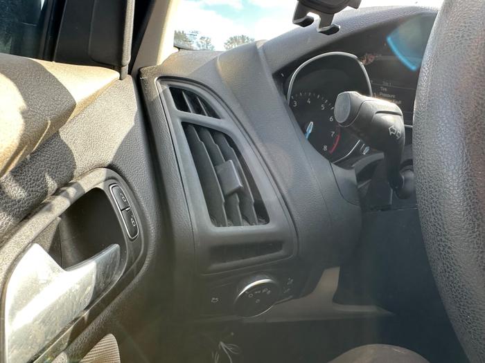 2015 ford focus se-hatch with 188633 miles for sale near elk-river, minnesota f60e6575b6e7460da4aee72b06384aa7.jpeg