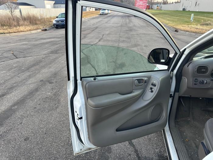 2002 dodge grand-caravan el with 96722 miles for sale near elk-river, minnesota f64c69a03d084f2aa0f4848e5e27742b.jpeg