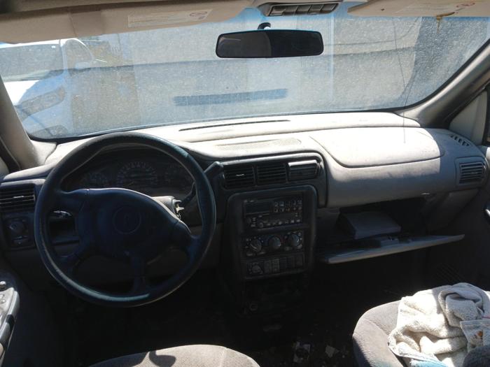 2004 pontiac montana 1sa-extended with 226787 miles for sale near elk-river, minnesota f64ceb6719bc4eb19d66d4c56fbd0393.jpg