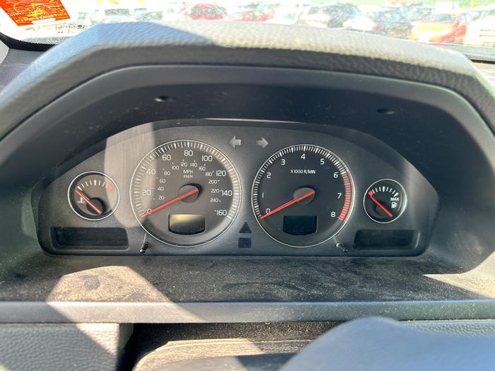 2004 volvo xc90 2.5t-awd for sale near elk-river, minnesota f666a8c8212f40edb66882a60e617d23.jpeg
