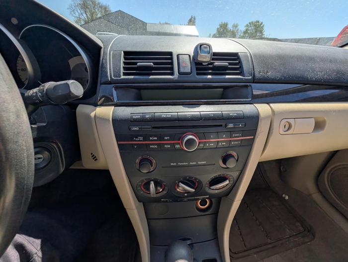 2007 mazda mazda3 i-sport-4-door with 213033 miles for sale near elk-river, minnesota f673d75c67ac467d9579450e14d72b98.jpg