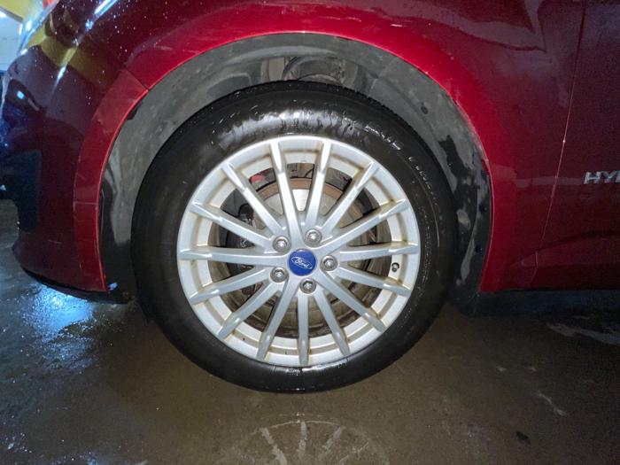 2013 ford c-max-hybrid se with 214360 miles for sale near elk-river, minnesota f698ee0837244c1d935e2a7560a40439.jpeg