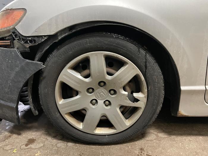 2008 honda civic lx-sedan-at with 229834 miles for sale near elk-river, minnesota f6a2bd11e06d47a1bb10eb5b9962e4ff.jpeg