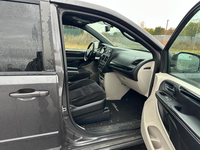 2014 dodge grand-caravan se with 204241 miles for sale near elk-river, minnesota f6d2ed96e43b47258cef42fde94de93c.jpg