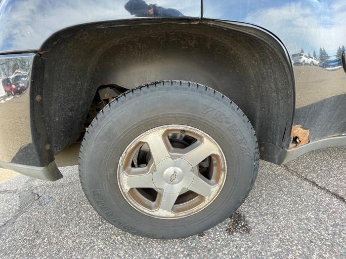 2003 chevrolet trailblazer ls-4wd with 128822 miles for sale near fridley, minnesota f706ba501a3b4bca9b49d35db52f2993.jpeg