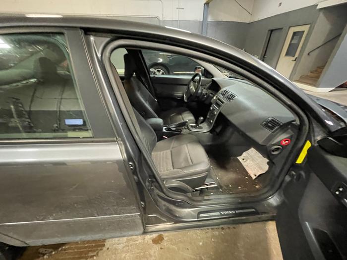 2007 volvo s40 2.4i with 170036 miles for sale near elk-river, minnesota f706f1fd22e341a88d7d8dcc572bbe79.jpeg