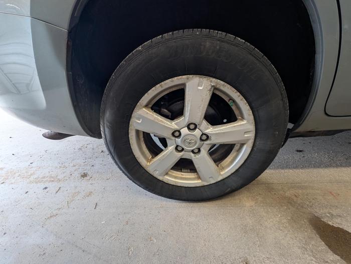 2007 toyota rav4 base-v6-4wd with 227982 miles for sale near elk-river, minnesota f71383106b8a4c2398280446f93405ce.jpg