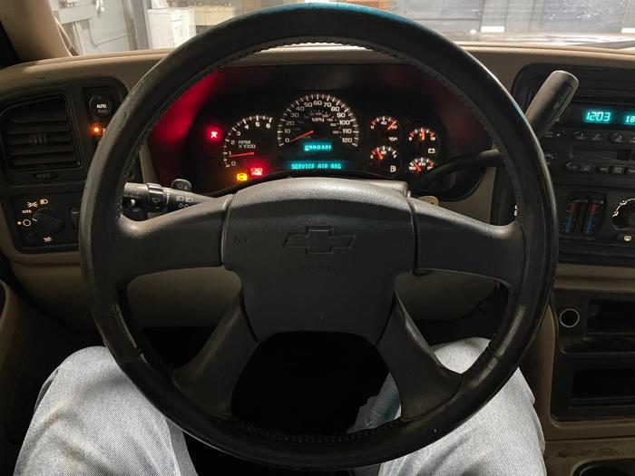 2003 chevrolet suburban 1500 with 332094 miles for sale near elk-river, minnesota f726c004bdfa47c481e41e8dc4087531.jpg