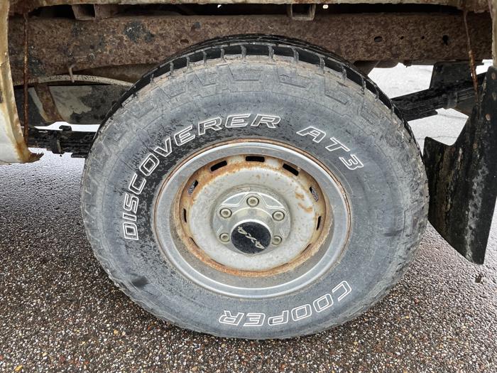 1989 chevrolet c-k-1500 reg.-cab-6.5-ft.-bed-4wd with 127298 miles for sale near elk-river, minnesota f728393deeb84f64865296627cc2da78.jpeg