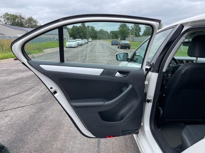 2013 volkswagen jetta se with 148618 miles for sale near elk-river, minnesota f76f378ba2b3479698a55e0c1bdd81e5.jpeg
