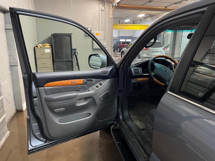 2005 lexus gx 470 with 171649 miles for sale near elk-river, minnesota f77441796fad4376ab9436d92271ac26.jpg