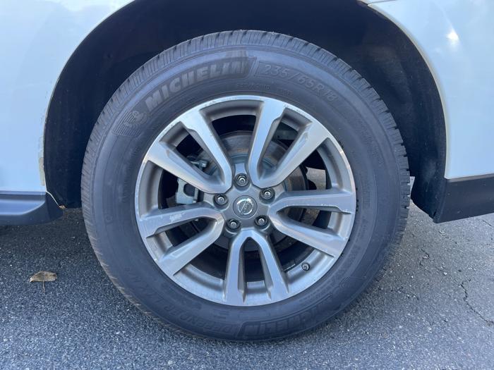 2013 nissan pathfinder le-4wd with 184373 miles for sale near white-bear-lake, minnesota f7745183573c4f71939839031ad912f5.jpeg