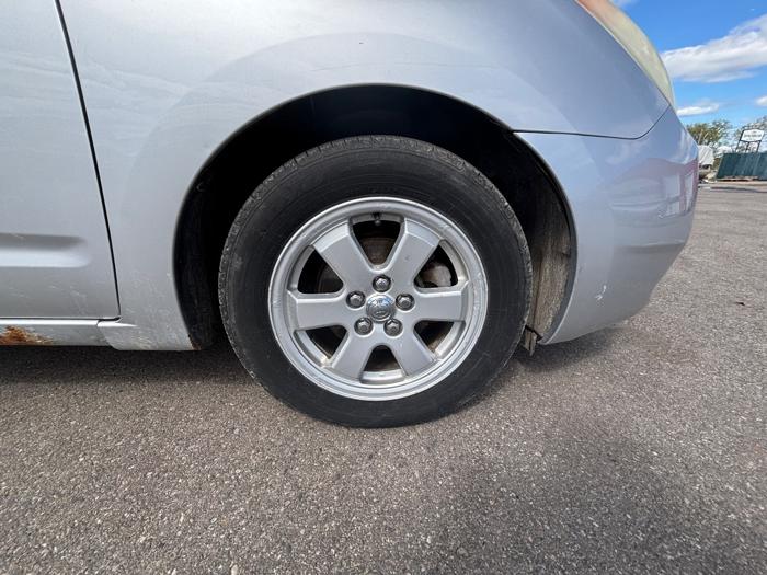 2007 toyota prius 4-door-liftback for sale near savage, minnesota f77f22663cd14fc2a77fb5f450407f12.jpeg