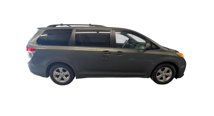 2011 toyota sienna le-8-pass-v6 with 180000 miles for sale near elk-river, minnesota f7cf41be20d64c7f8ffe5d5e61a924d2.png