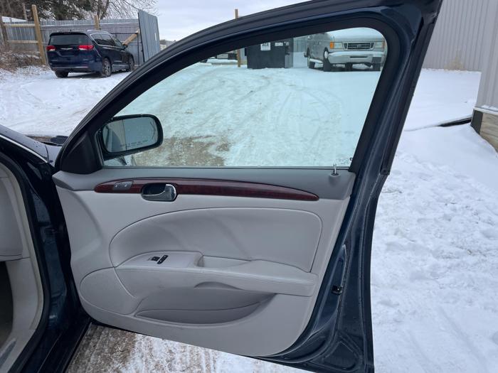 2009 buick lucerne cxl with 84963 miles for sale near elk-river, minnesota f7d41a7130fa4c8384b3aa23a3813799.jpg