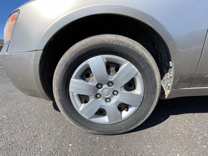 2001 hyundai sonata gl with 173208 miles for sale near columbus, minnesota f7e24e4bbb154514b45a856222aba536.jpeg