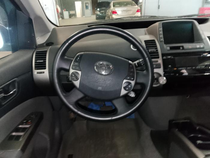 2009 toyota prius 4-door-liftback with 255664 miles for sale near elk-river, minnesota f8026a9f3cd64015ae697fe1c6794d69.jpg