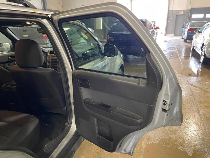 2011 ford escape xlt with 120181 miles for sale near elk-river, minnesota f80d8ad486a8435ca6a72f716626794b.jpg