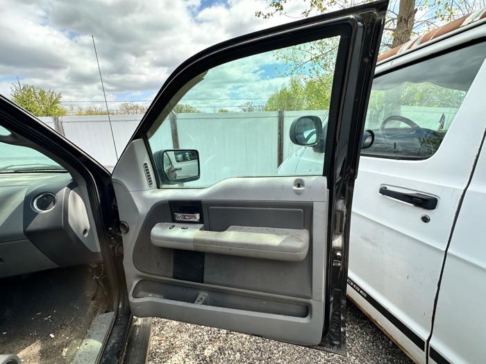 2006 ford f-150 fx4-supercab with 269510 miles for sale near elk-river, minnesota f82b509297b445be8aab74f9ef8cc44a.jpeg