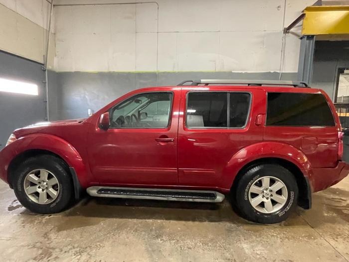 2010 nissan pathfinder with 257840 miles for sale near elk-river, minnesota f84c47fcd146409eab91bb7cf6661852.jpg