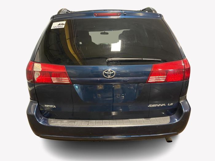 2004 Toyota Sienna