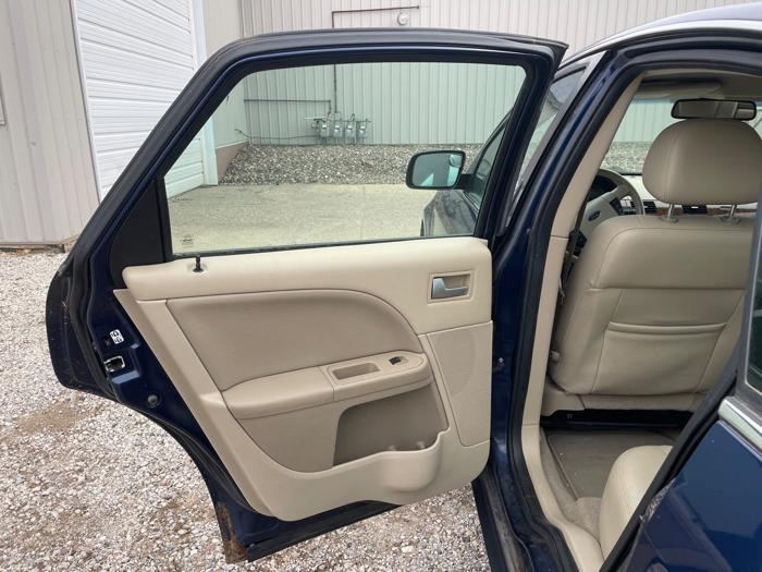2006 ford five-hundred sel with 202547 miles for sale near elk-river, minnesota f8a1920220e842548075af8ae42320af.jpeg