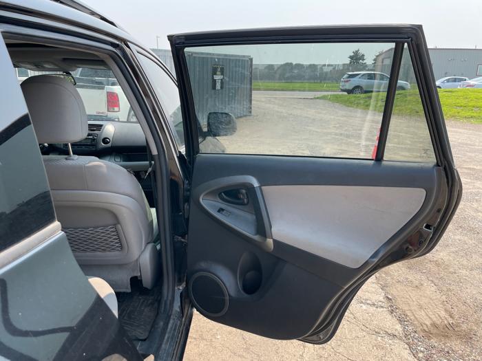 2012 toyota rav4 base-i4-4wd with 190396 miles for sale near elk-river, minnesota f8ce1f1d7fed47b28968b0c574de7dd0.jpeg