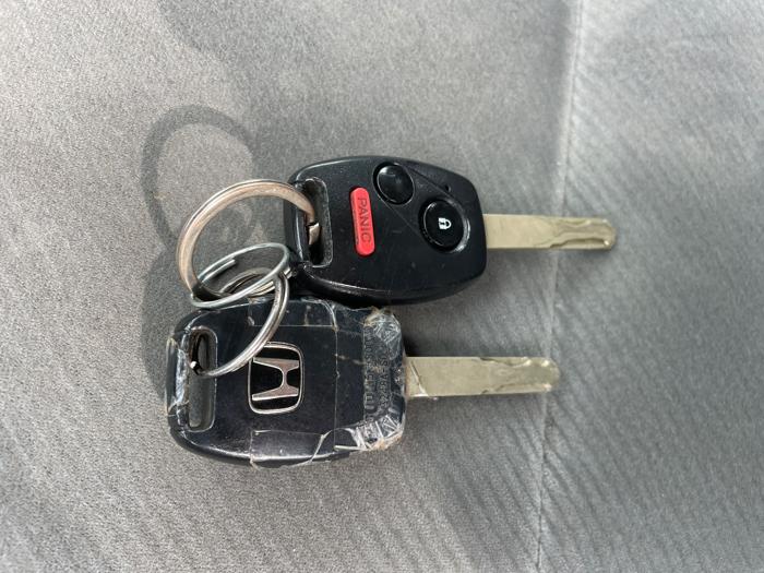 2010 honda civic lx-sedan-5-speed-at with 244018 miles for sale near eden-prairie, minnesota f8db1c6ea76c473097a2dedd2cf4c245.jpeg