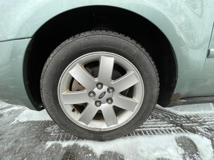 2005 ford five-hundred sel with 205561 miles for sale near elk-river, minnesota f8e243029d5641efa09fc7fe495a3343.jpeg