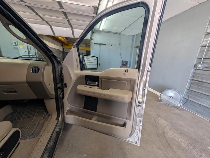 2005 ford f-150 fx4-supercrew-4wd with 288226 miles for sale near elk-river, minnesota f8e73ef6a06b4e479525d9ccb72b23c1.jpg