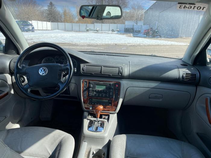 2003 volkswagen passat with 121160 miles for sale near elk-river, minnesota f8f5186fc7834cd9912ade37cef3ca78.jpg