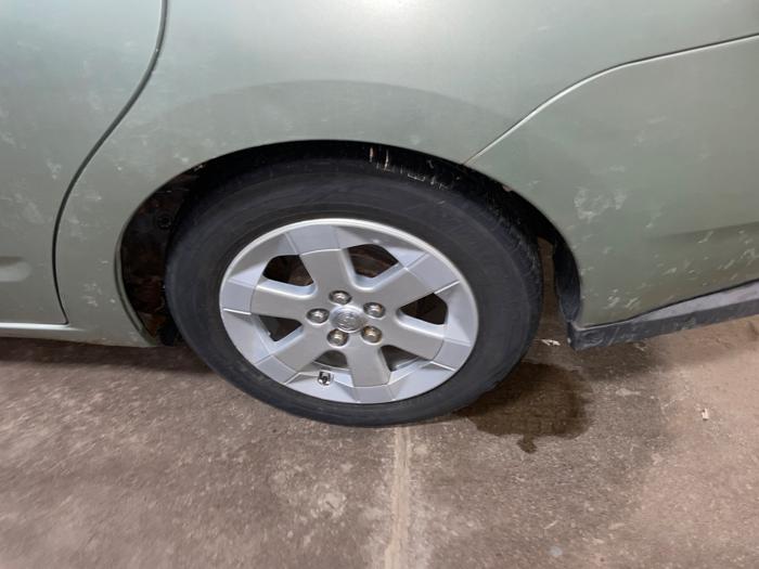 2008 toyota prius 4-door-liftback with 213424 miles for sale near elk-river, minnesota f901304460d843b2b88eb1940098e2cc.jpeg