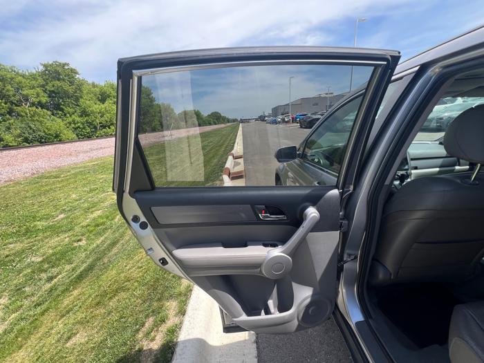 2007 honda cr-v ex-l-4wd-at with 232469 miles for sale near savage, minnesota f9200006842c4a1fa3e76b860278a56f.jpeg