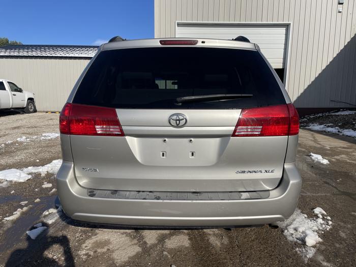 2004 toyota sienna xle with 143682 miles for sale near elk-river, minnesota f9238dba477d495db4b9703ae40e12e6.jpg