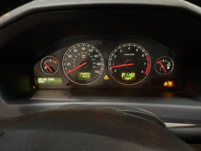 2008 volvo s60 - with 172824 miles for sale near elk-river, minnesota f9448bf4388a4a32bc9c4d883fba3f67.jpeg