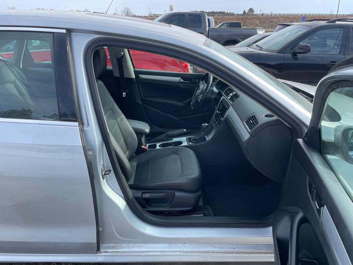 2013 volkswagen passat 2.5l-se-at with 109004 miles for sale near rice, minnesota f949f904eae74015b84a0826eab7a1fa.jpeg