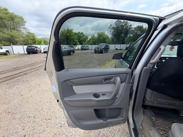 2014 gmc acadia sle-1-fwd with 214321 miles for sale near elk-river, minnesota f9688de3b3f34c548568a89a068fb27b.jpeg