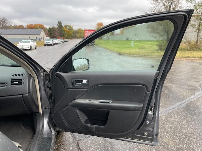 2011 ford fusion v6-sel with 166825 miles for sale near elk-river, minnesota f96ce20112aa4d489316d1b6d127c927.jpeg