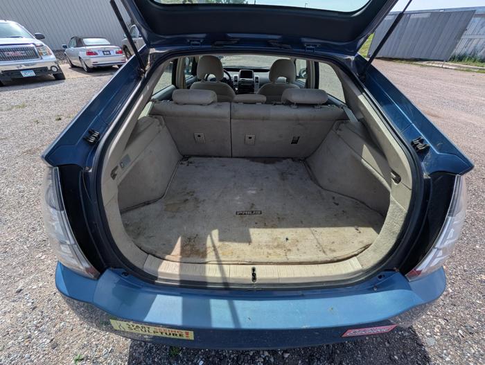 2005 toyota prius 4-door-liftback with 236528 miles for sale near elk-river, minnesota f98385a4b9c44804866e4158eaa566ed.jpg