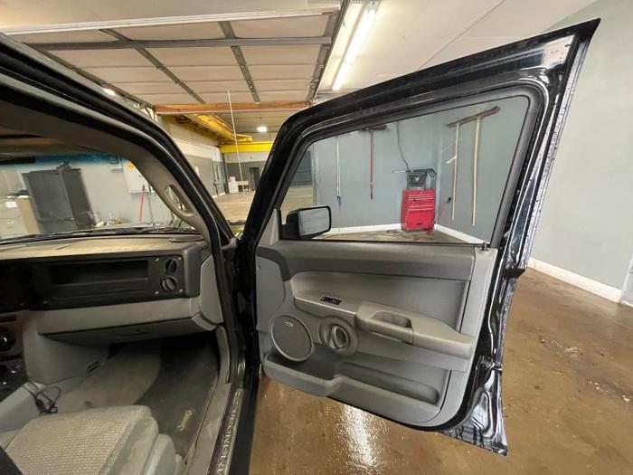 2007 jeep commander sport-4wd with 142319 miles for sale near elk-river, minnesota f9892002fbc24e508b926d586bda6dab.jpeg