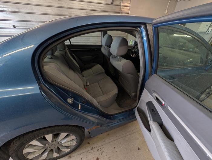 2010 honda civic ex-sedan-5-speed-at with 138627 miles for sale near elk-river, minnesota f98f2a7d5cf5470eb02aafcee3dea565.jpg